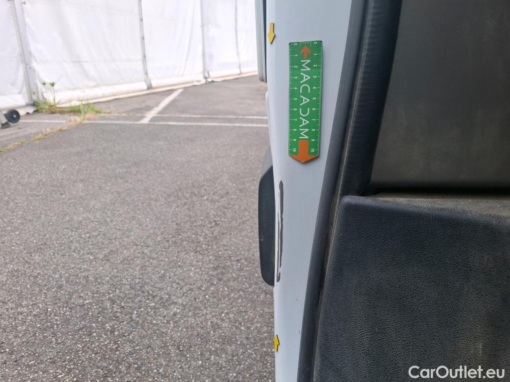  Renault  Master  Fourgon L2H2 3 5 Grand Confort dCi 135CV BVM6 E6dT #47