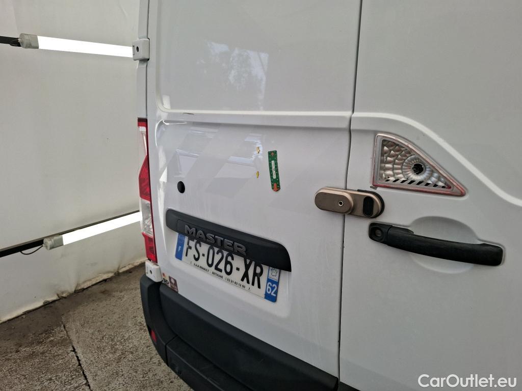  Renault  Master  III Fourgon L2H2 3 5 Grand Confort dCi 135CV BVM6 7 Sieges E6dT #20