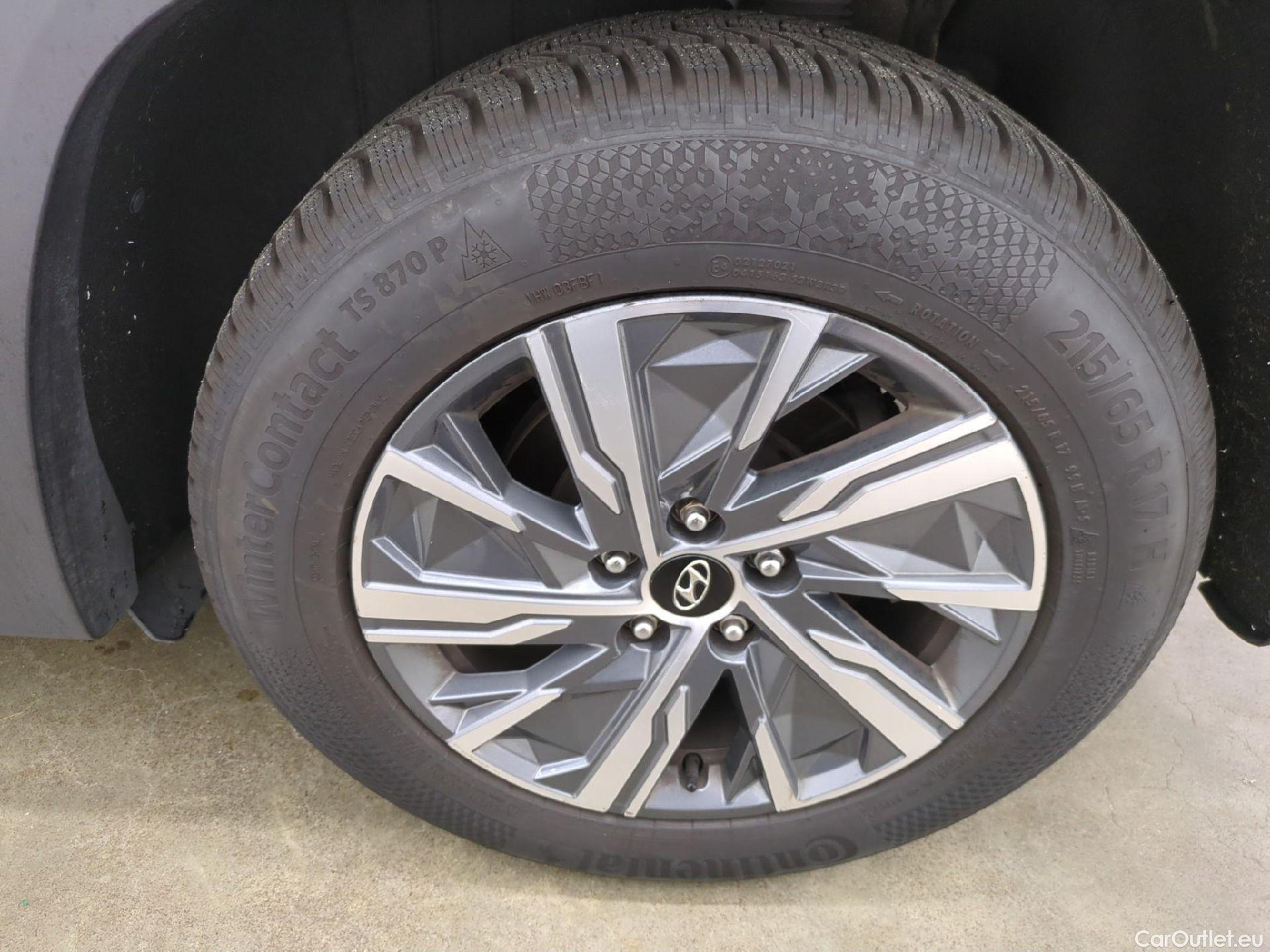  Hyundai  Tucson  Business Mild-Hybrid 2WD 1.6 CRDI 135CV BVA7 E6d #4