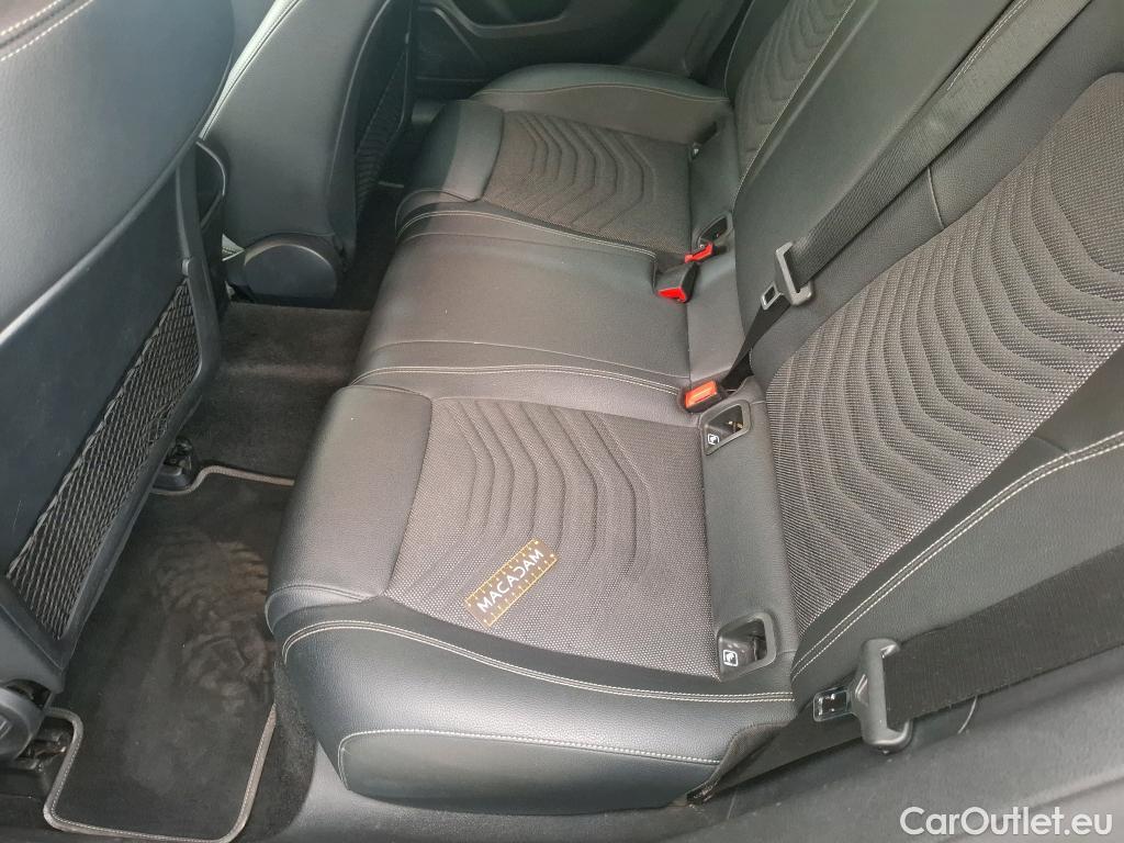  Mercedes  A-Klasse MERCEDES-BENZ Classe A Compact / 2018 / 5P / Berline A 180 Business Line 7G-DCT #48