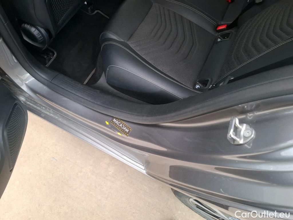  Mercedes  A-Klasse MERCEDES-BENZ Classe A Compact / 2018 / 5P / Berline A 180 Business Line 7G-DCT #28
