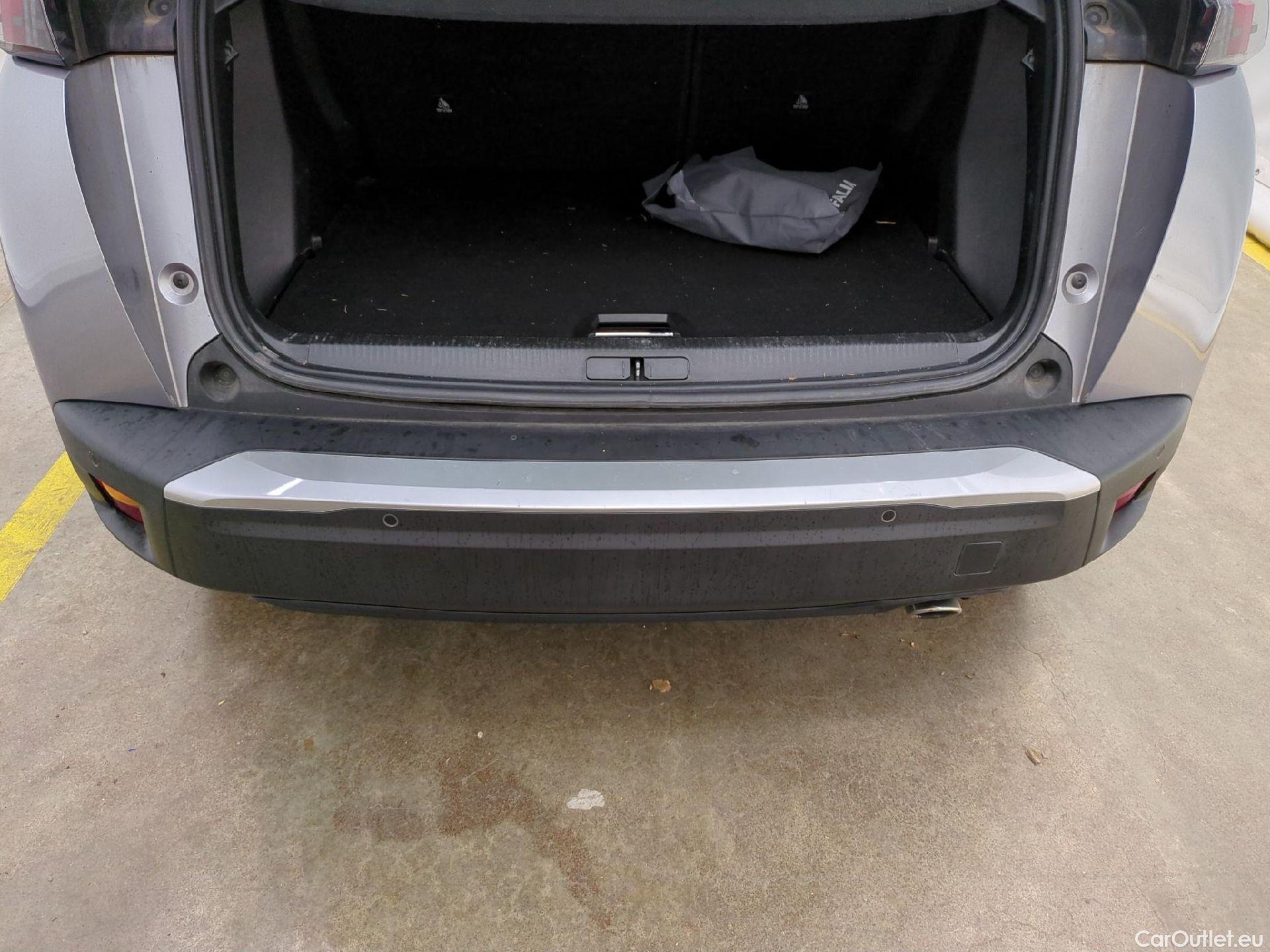  Peugeot  2008  Allure 1.5 HDi 130CV BVA8 E6d #9