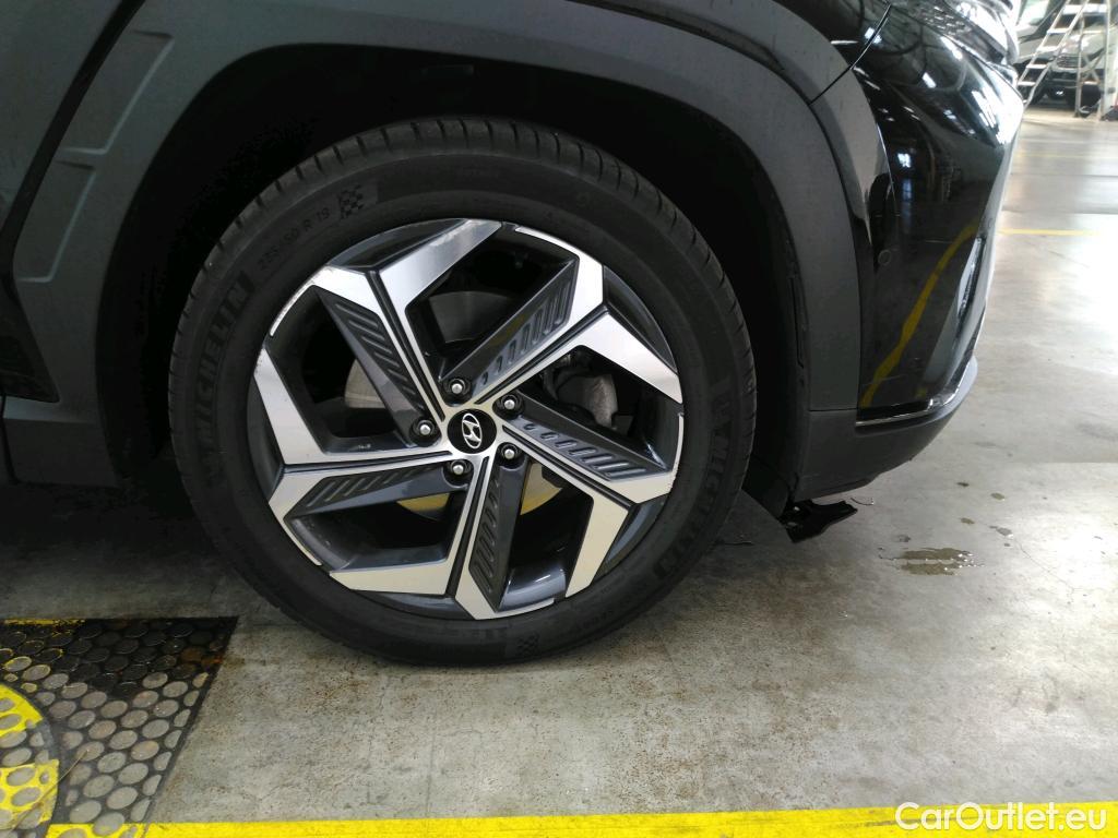  Hyundai  Tucson HYUNDAI  / 2020 / 5P / SUV 1.6 HYBRID 230 EXECUTIVE #54