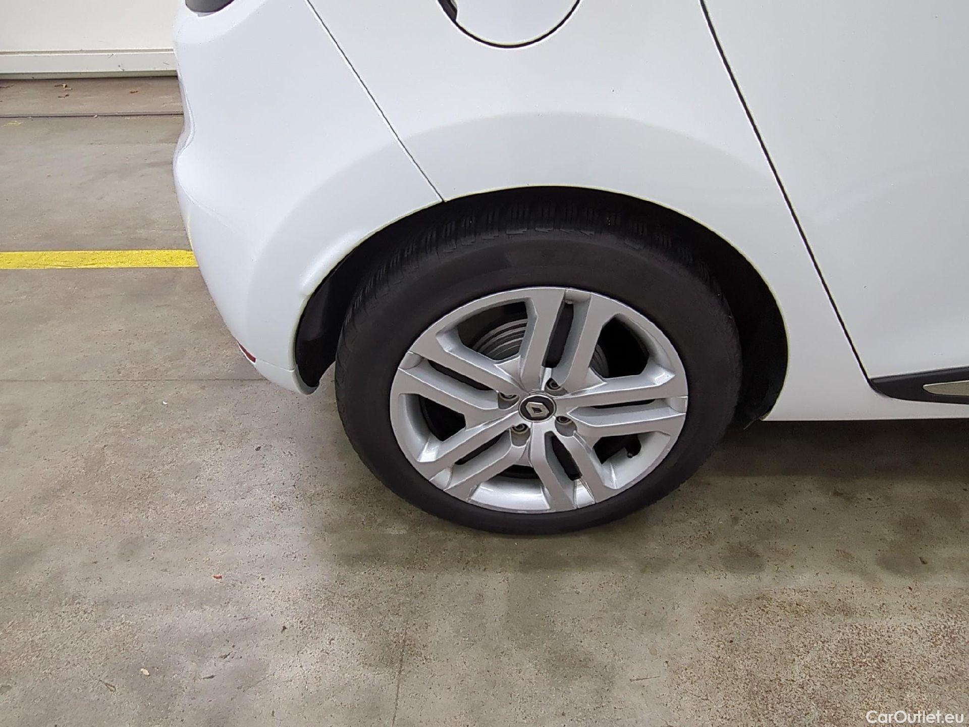  Renault  Clio  IV Business 0.9 TCe 90CV BVM5 E6 #6
