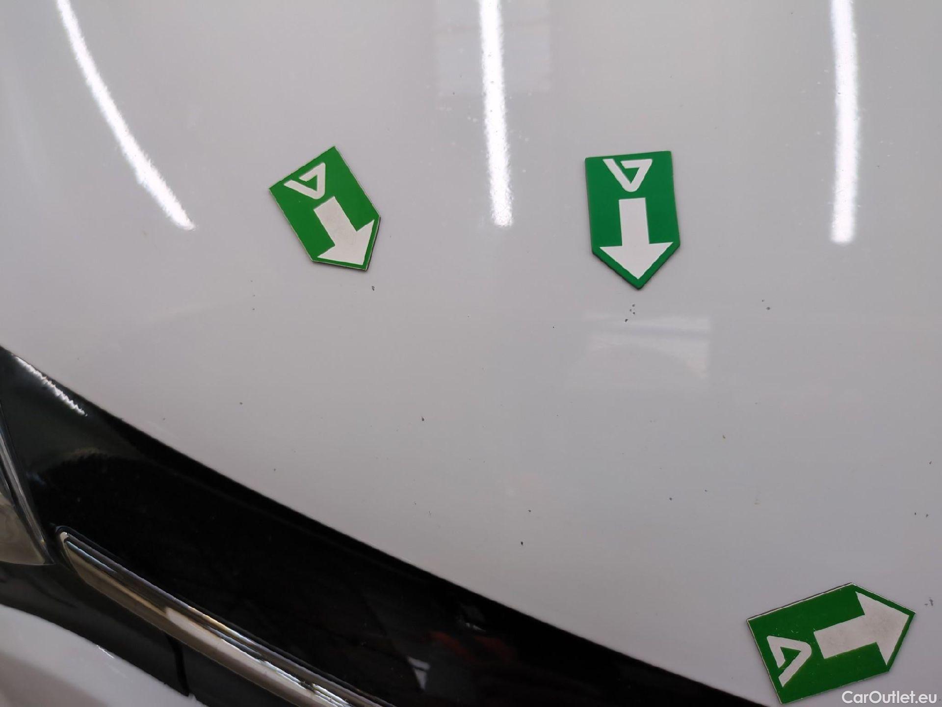  Renault  Clio  IV Business 0.9 TCe 90CV BVM5 E6 #18