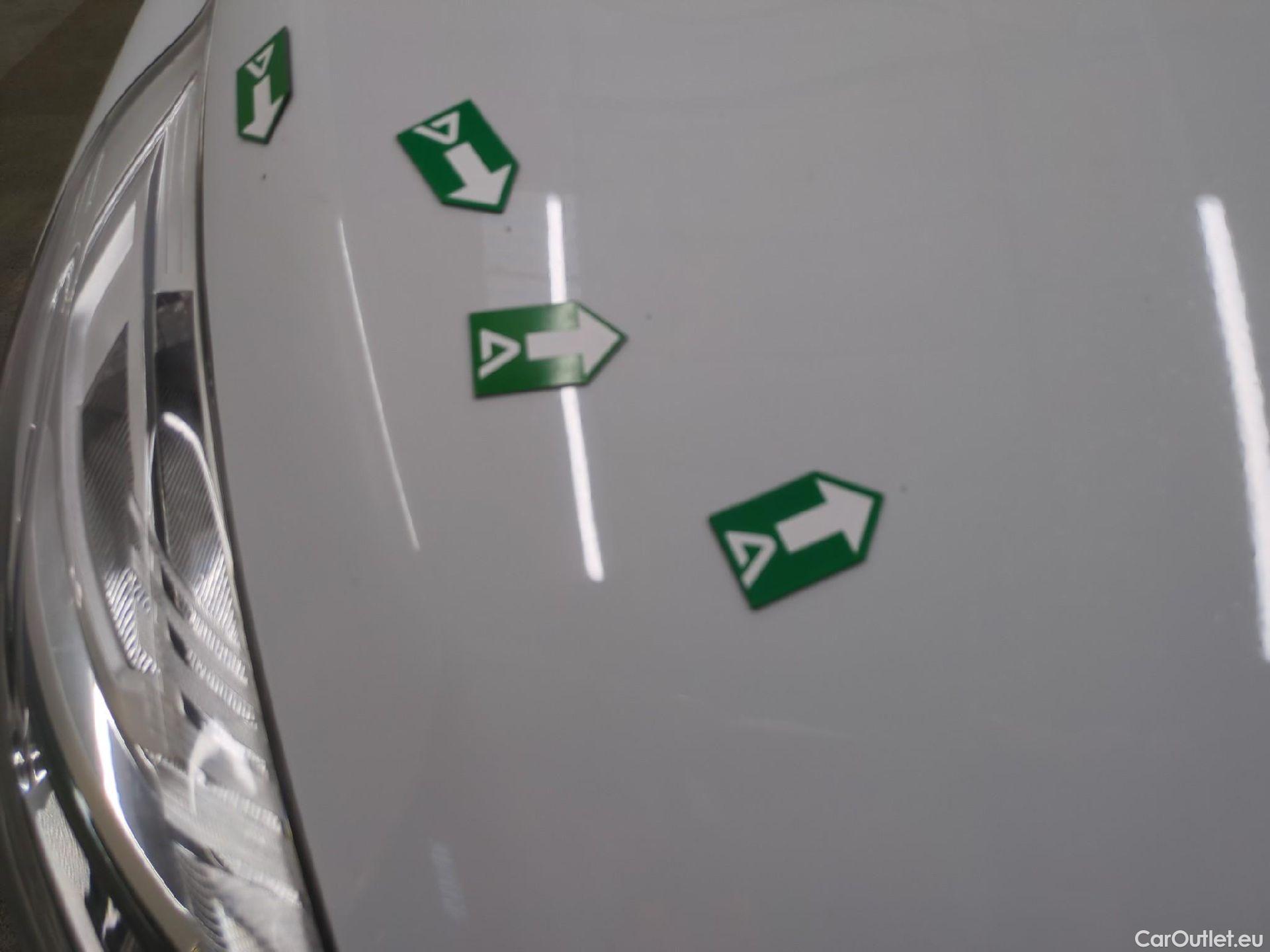  Renault  Clio  IV Business 0.9 TCe 90CV BVM5 E6 #19