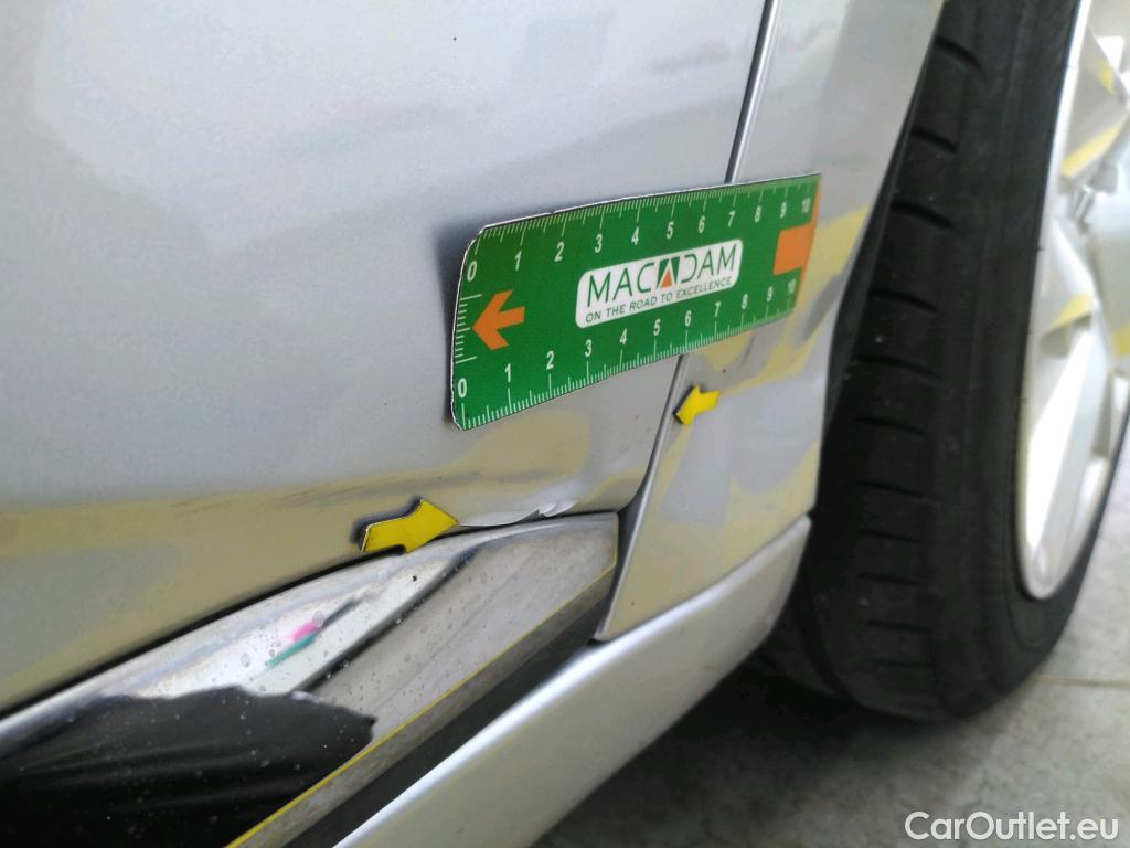  Renault  Clio  V Business 1.6 E-TECH Hybrid 140CV BVA6 E6d #14