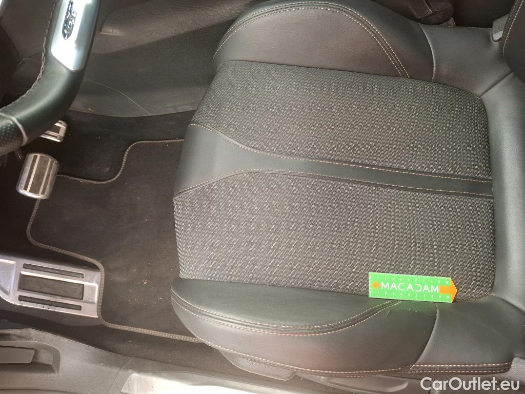  Peugeot  5008  GT 1.6 PureTech 180CV BVA8 7 Sieges E6d #21