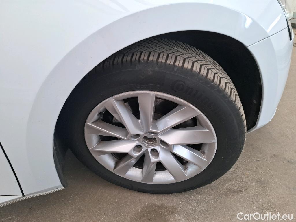  Skoda  Superb  Break Style 2.0 TDI 150CV BVA7 E6d #15