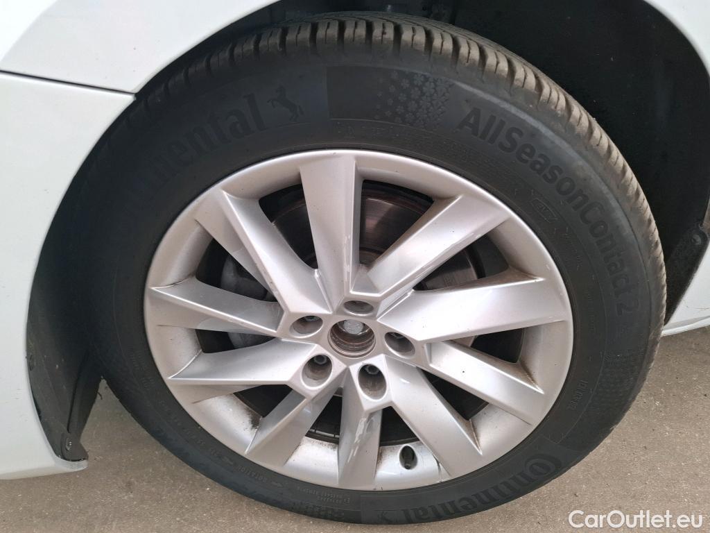  Skoda  Superb  Break Style 2.0 TDI 150CV BVA7 E6d #11