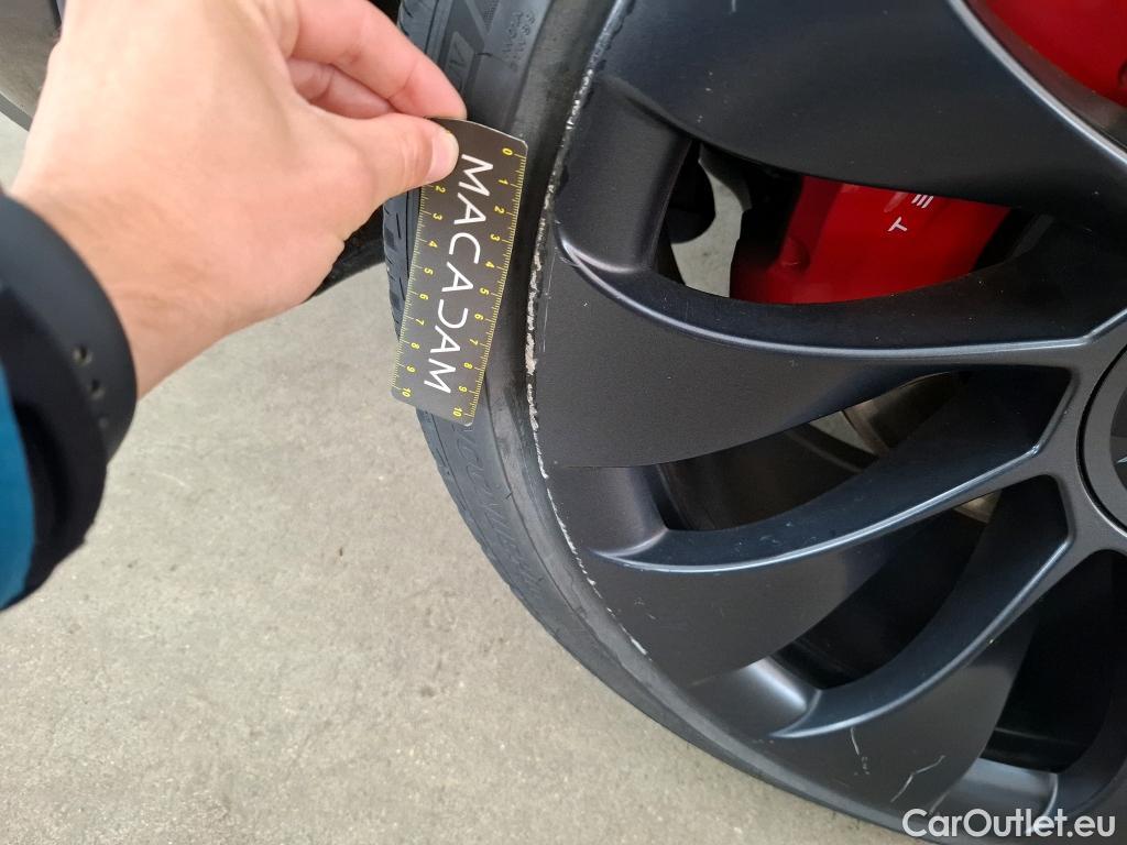  Tesla  Model Y TESLA  / 2020 / 5P / SUV Performance Dual Motor AWD #34