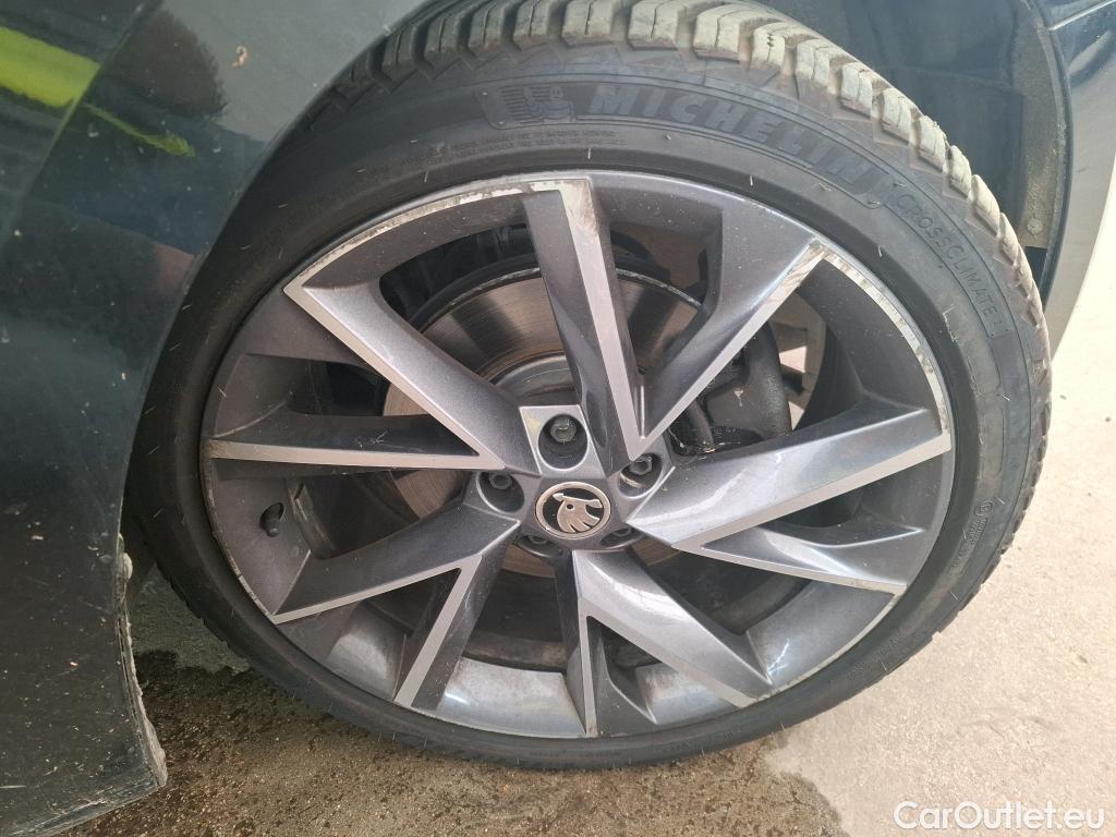  Skoda  Superb  Berline SportLine 2.0 TDI 200CV BVA7 E6d #32