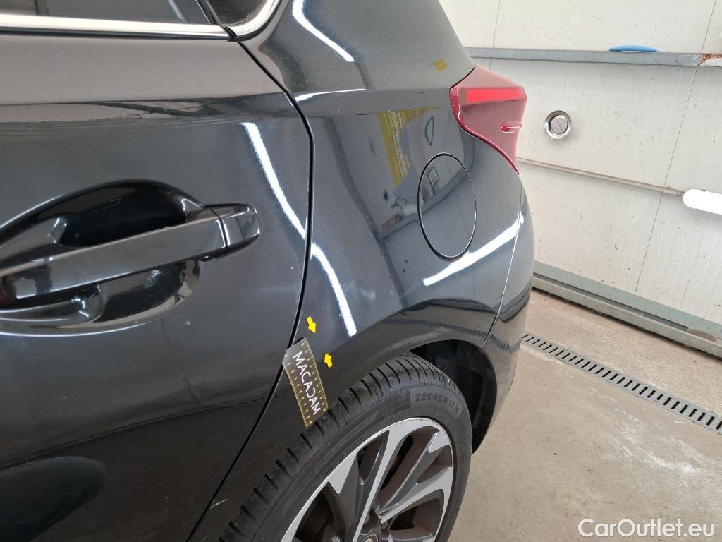  Toyota  Auris TOYOTA  5p Berline 1.8 HYBRID 136 CVT AUTO DESIGN BUSINESS #34