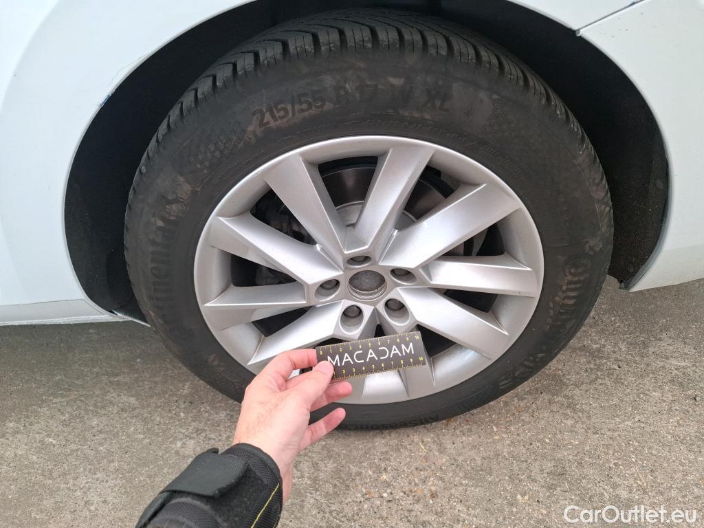  Skoda  Superb  Break Style 2.0 TDI 150CV BVA7 E6d #24