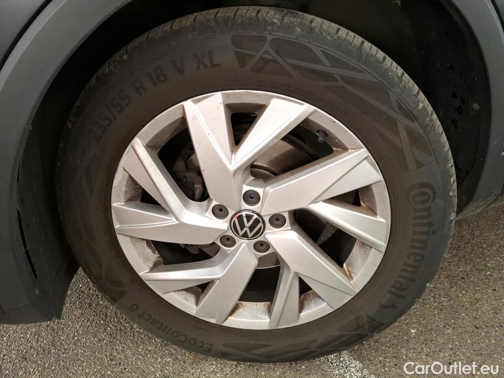  Volkswagen  Tiguan VOLKSWAGEN  / 2020 / 5P / SUV 2.0 TDI 150 DSG7 Elegance #7