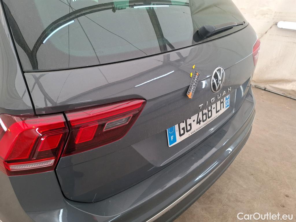 Volkswagen  Tiguan VOLKSWAGEN  / 2020 / 5P / SUV 2.0 TDI 150 DSG7 Life Business #15