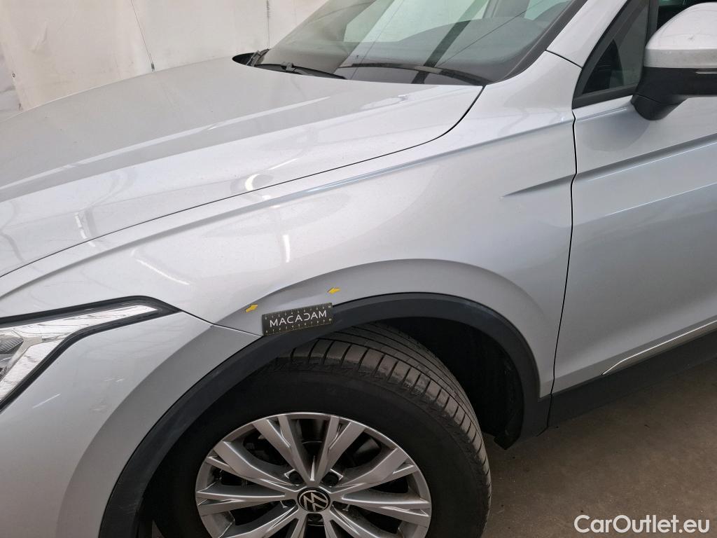  Volkswagen  Tiguan VOLKSWAGEN  / 2020 / 5P / SUV 2.0 TDI 150 DSG7 Life Business #3