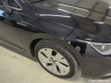  Volkswagen  Golf  Volkswagen Variant 2.0 TDI SCR 150KM DSG 7 Style 5d #102