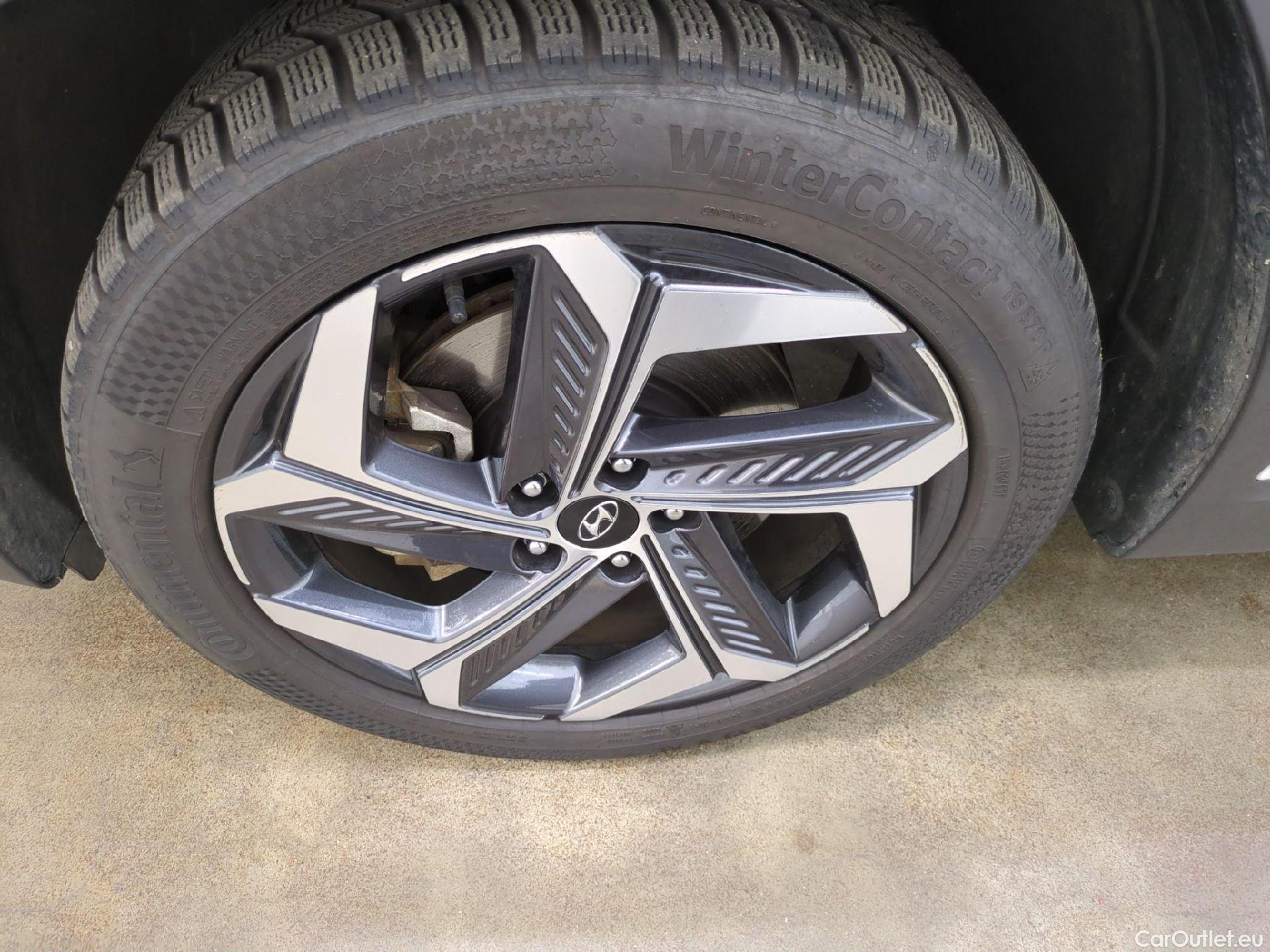  Hyundai  Tucson HYUNDAI  / 2020 / 5P / SUV 1.6 HYBRID 230 EXECUTIVE #6