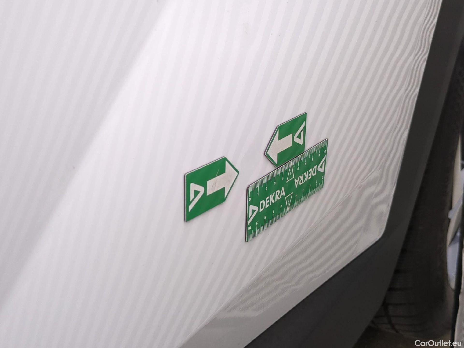  Hyundai  Tucson HYUNDAI  / 2020 / 5P / SUV 1.6 HYBRID 230 EXECUTIVE #13