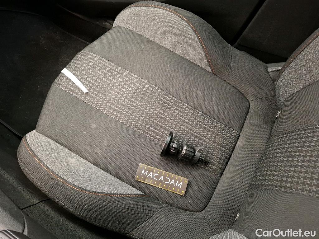  Peugeot  3008  II Active Pack 1.5 HDi 130CV BVA8 E6d #16