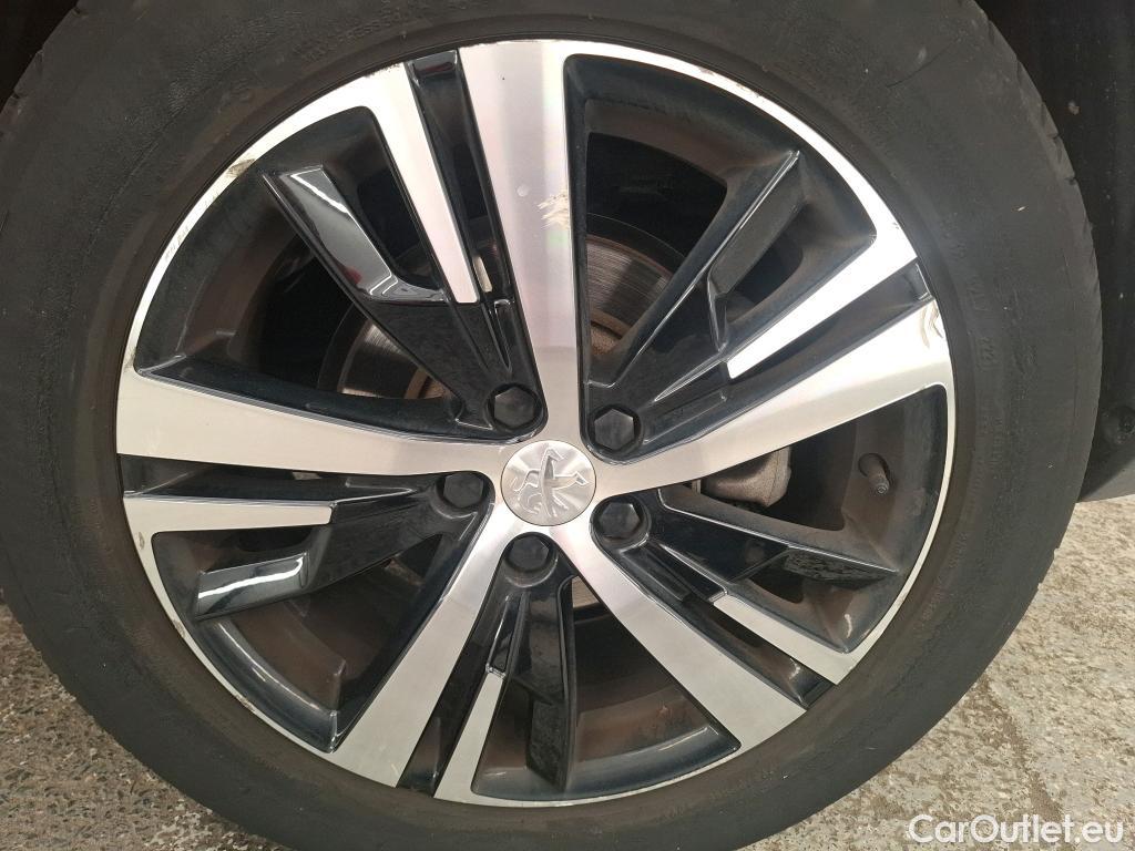  Peugeot  5008  GT Line 1.2 PureTech 130CV BVA8 7 Sieges E6d #38