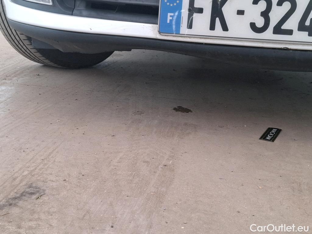  Renault  Clio  IV Business 0.9 TCe 90CV BVM5 E6 #45