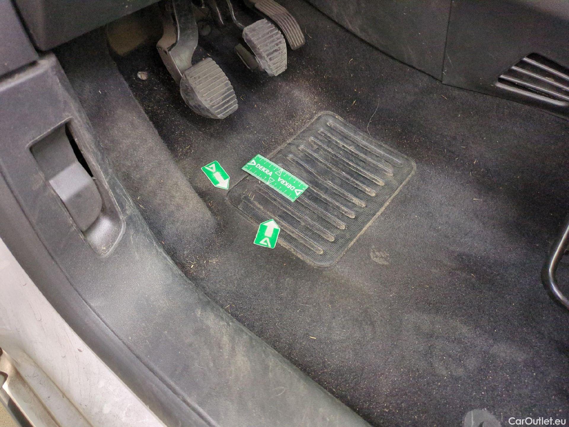  Citroen  C3 CITROEN  Société / 2020 / 5P / Berline / VU PureTech 83 S&S BVM Feel Nav #3