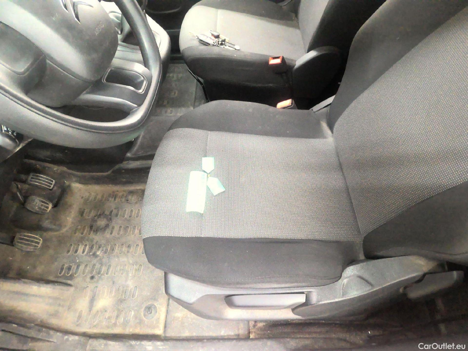  Citroen  Berlingo  Fourgon Club XL 950 1.5 BlueHDi 100CV BVM5 E6dT #1