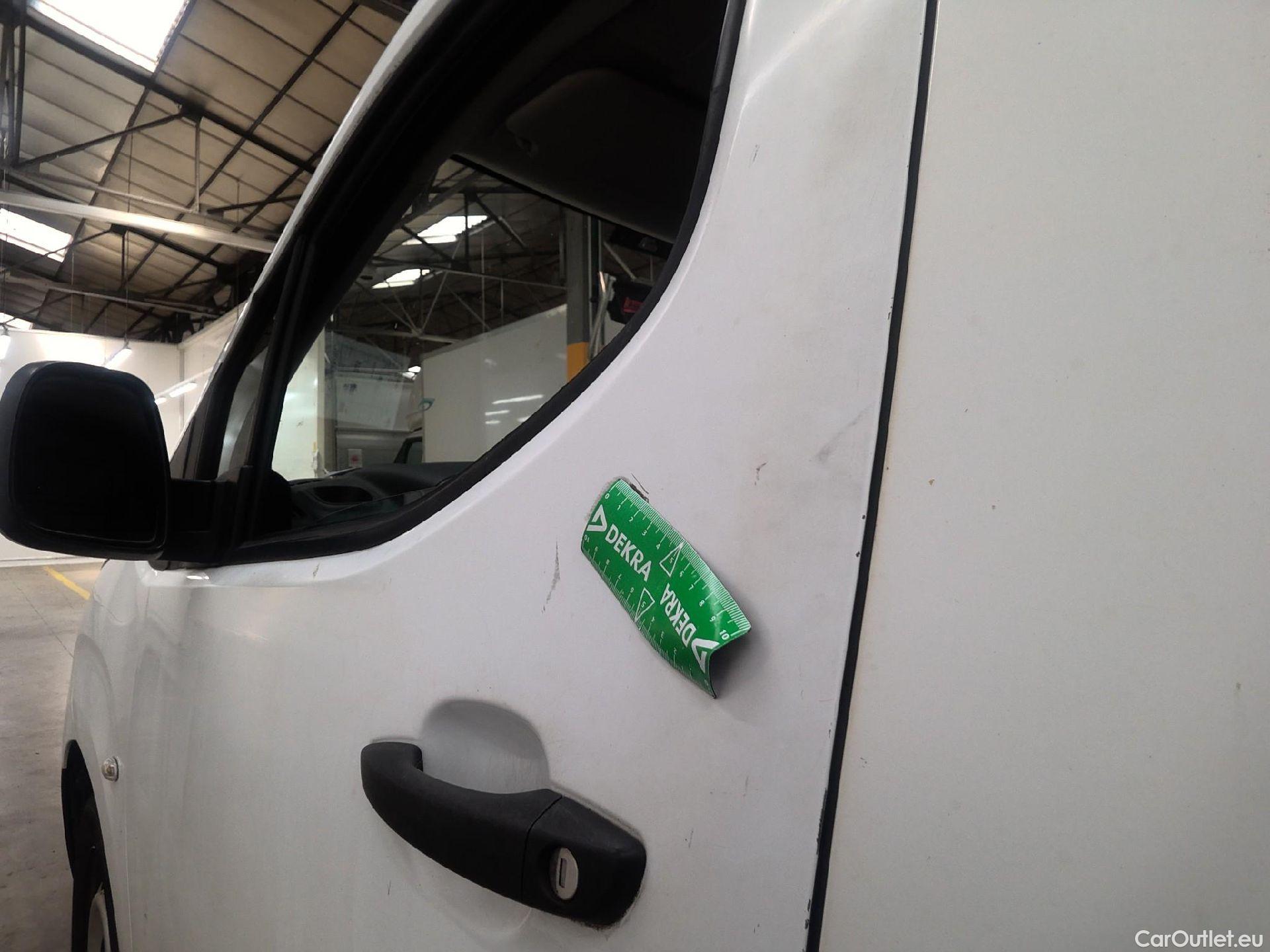  Citroen  Berlingo  Fourgon Club XL 950 1.5 BlueHDi 100CV BVM5 E6dT #20