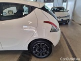  Lancia  Ypsilon LANCIA  ECOCHIC / 2015 / 5P / BERLINA 1.0 70CV FIREFLY HYBRID SeS GOLD #52