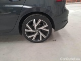  Volkswagen  Golf  VOLKSWAGEN / 2019 / 5P / BERLINA 2.0 TDI SCR 110KW LIFE DSG #19
