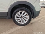  Volkswagen  T-CROSS VOLKSWAGEN  / 2019 / 5P / SUV 1.0 TSI 81KW STYLE #19