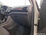 Volkswagen  T-CROSS VOLKSWAGEN  / 2019 / 5P / SUV 1.0 TSI 81KW STYLE #106