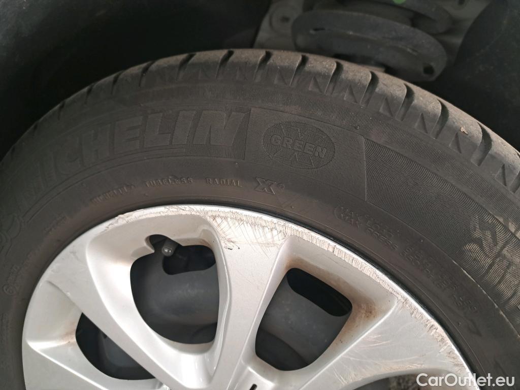  Citroen  C3  Feel 1.2 PureTech 80CV BVM5 E6 #37
