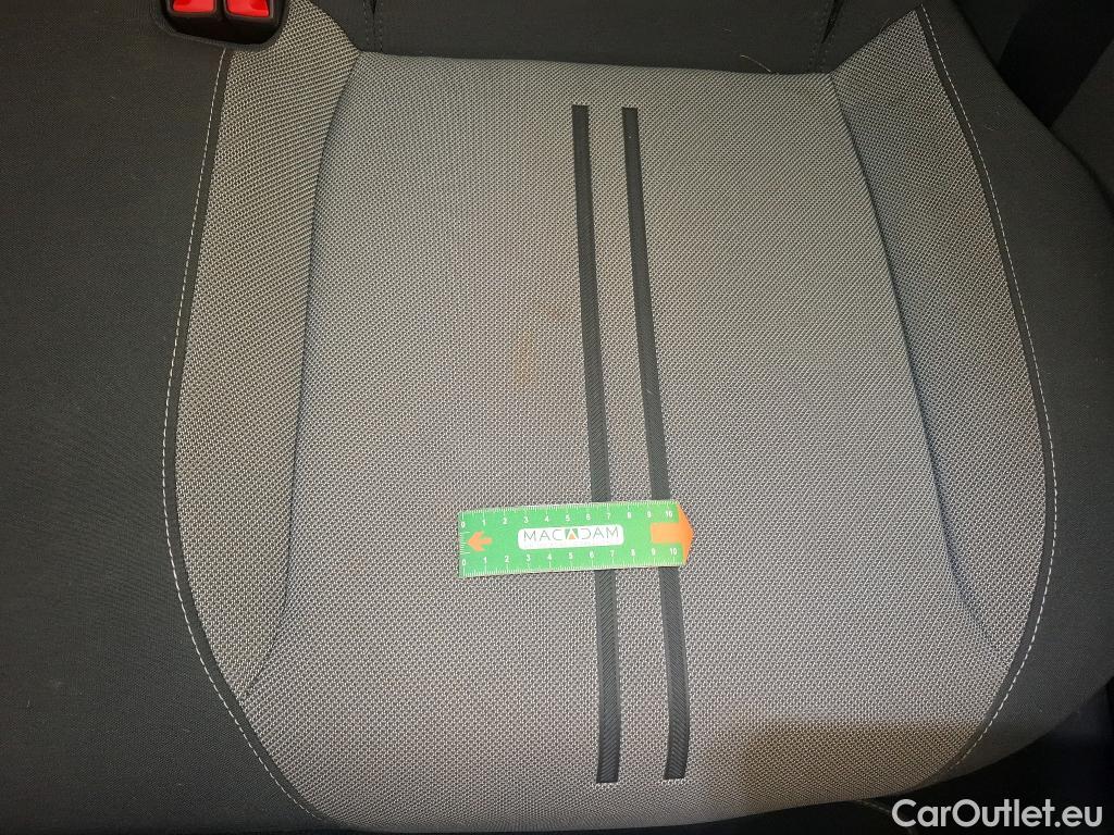  Seat  Leon SEAT  / 2020 / 5P / Berline 1.0 TSI 110 S&S Style Business #33
