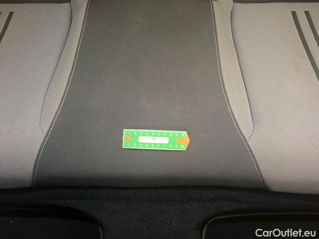  Seat  Leon SEAT  / 2020 / 5P / Berline 1.0 TSI 110 S&S Style Business #34