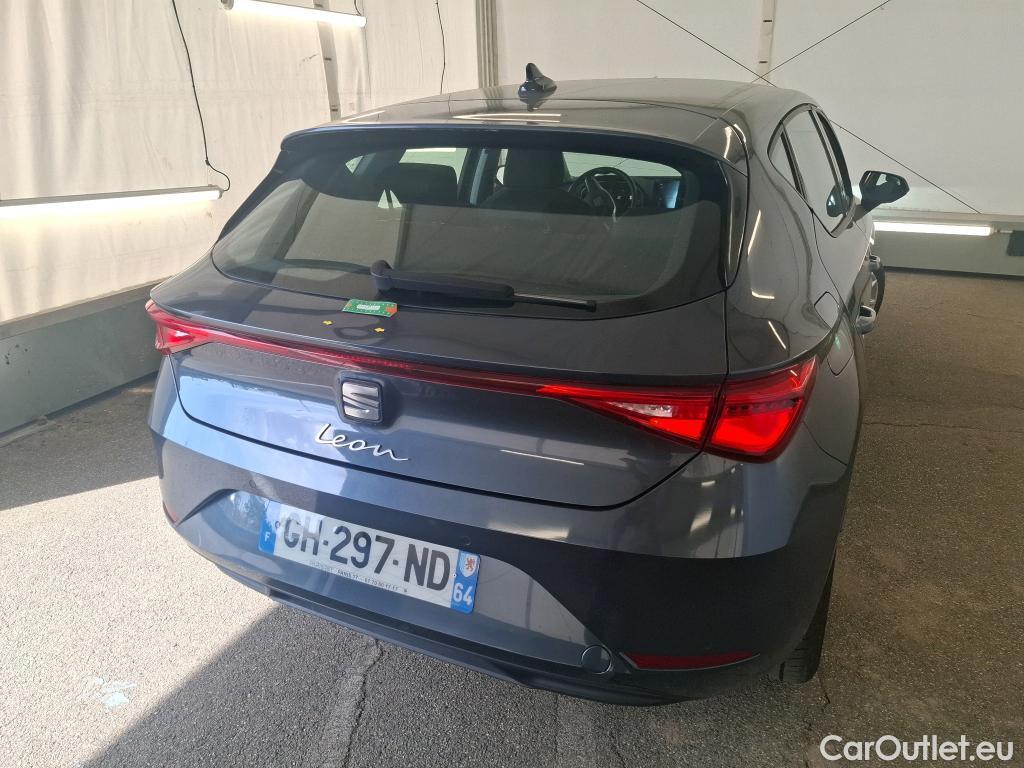  Seat  Leon SEAT  / 2020 / 5P / Berline 1.0 TSI 110 S&S Style Business #1