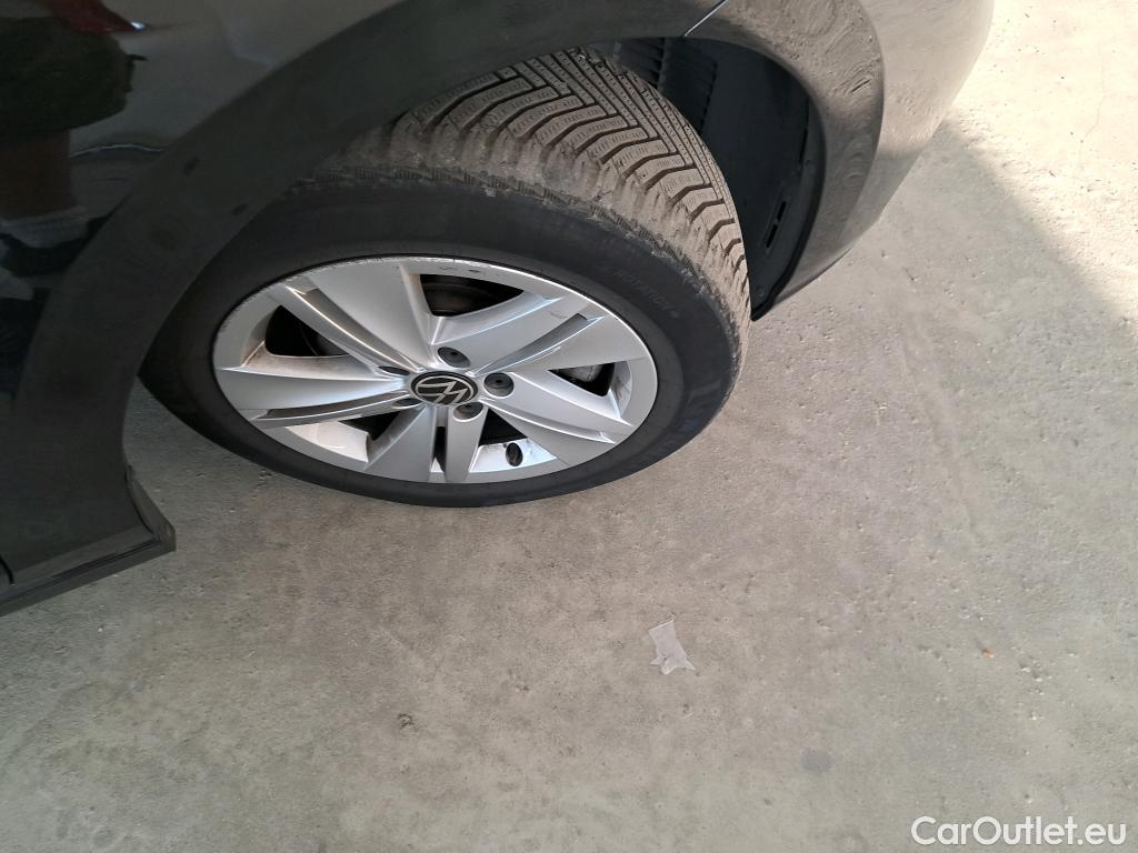  Volkswagen  Golf  VIII SW Life Plus 2.0 TDI 115CV BVA7 E6d #14