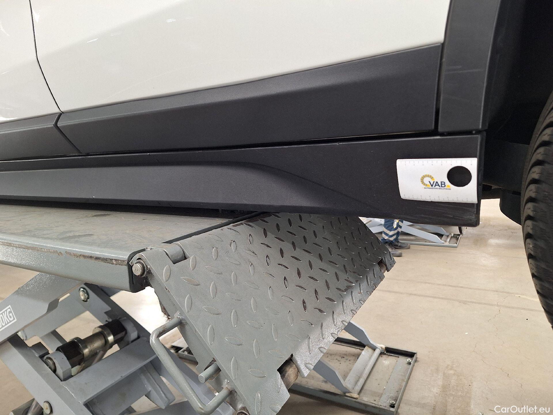  Bmw  X1 BMW,  FL'19, BMW  sDrive18dA (100 kW) 5d #51