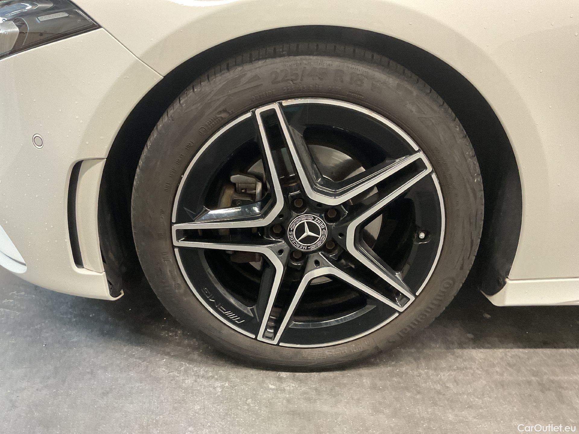  Mercedes  A-Klasse Mercedes, A-Class '18, Mercedes-Benz  A 180 Aut. 5d #3