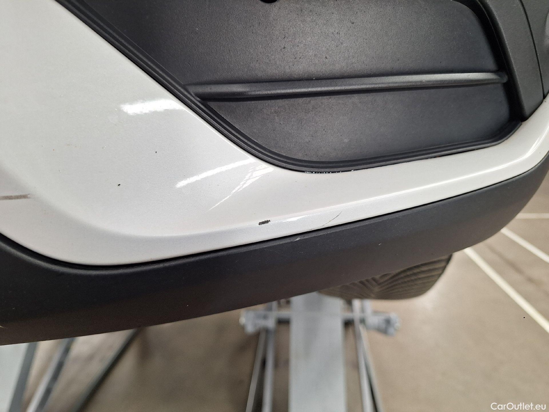  Bmw  X1 BMW,  FL'19, BMW  sDrive18dA (100 kW) 5d #49