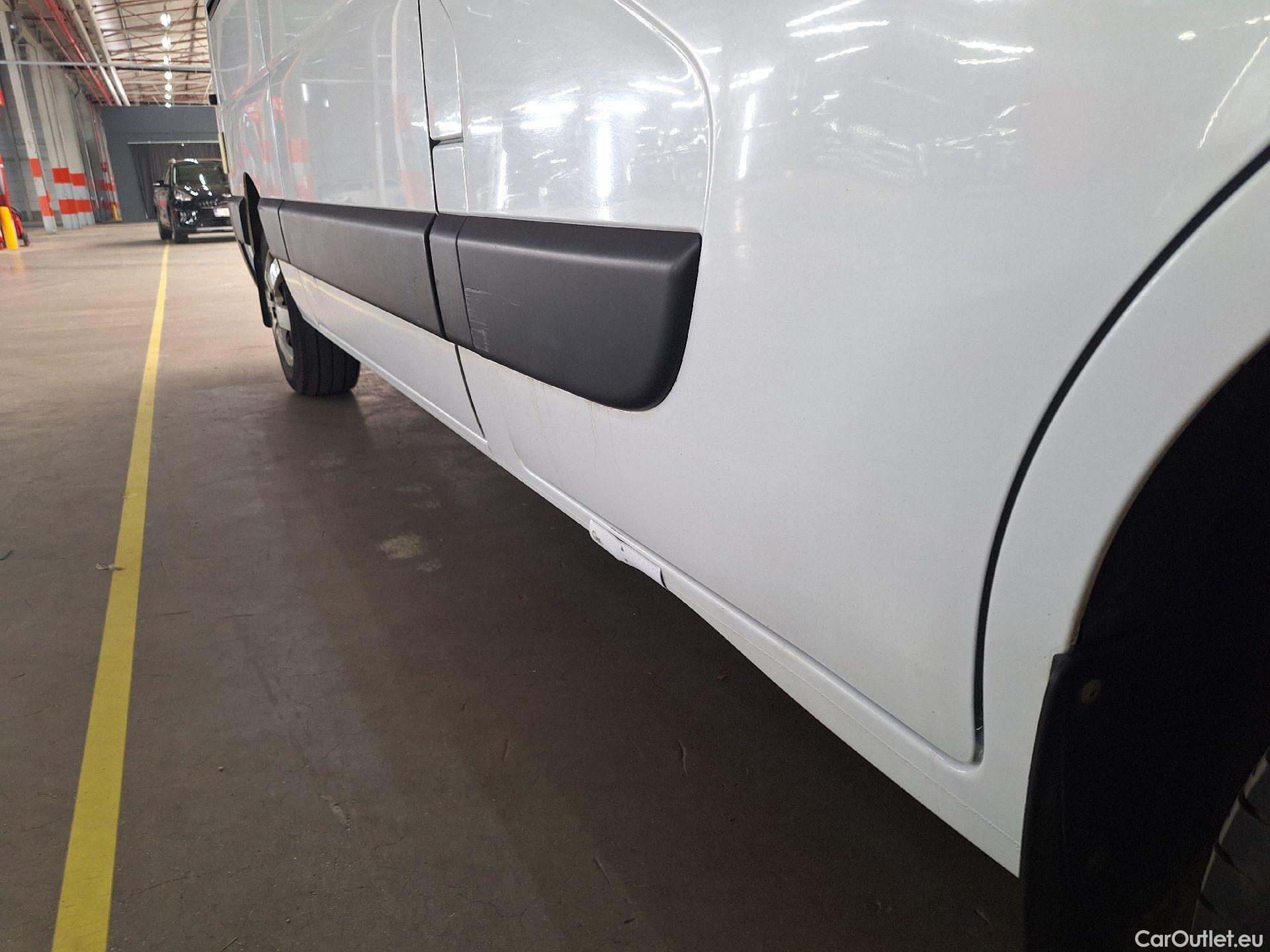  Renault  Master Renault, _ '19, Renault  L2H2 Blue dCi 135 - 3.5 DC Grand Co #104