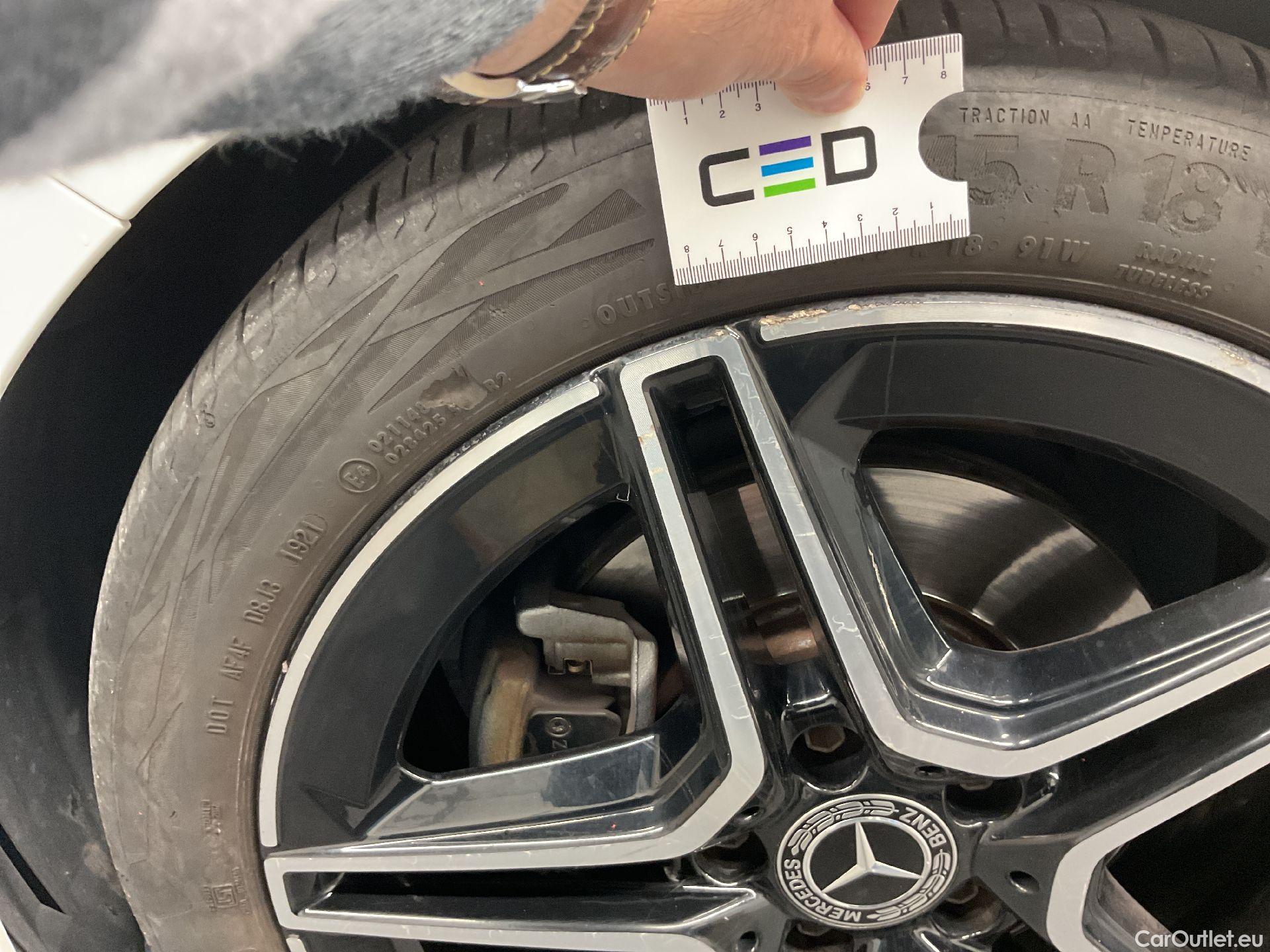  Mercedes  A-Klasse Mercedes, A-Class '18, Mercedes-Benz  A 180 Aut. 5d #4