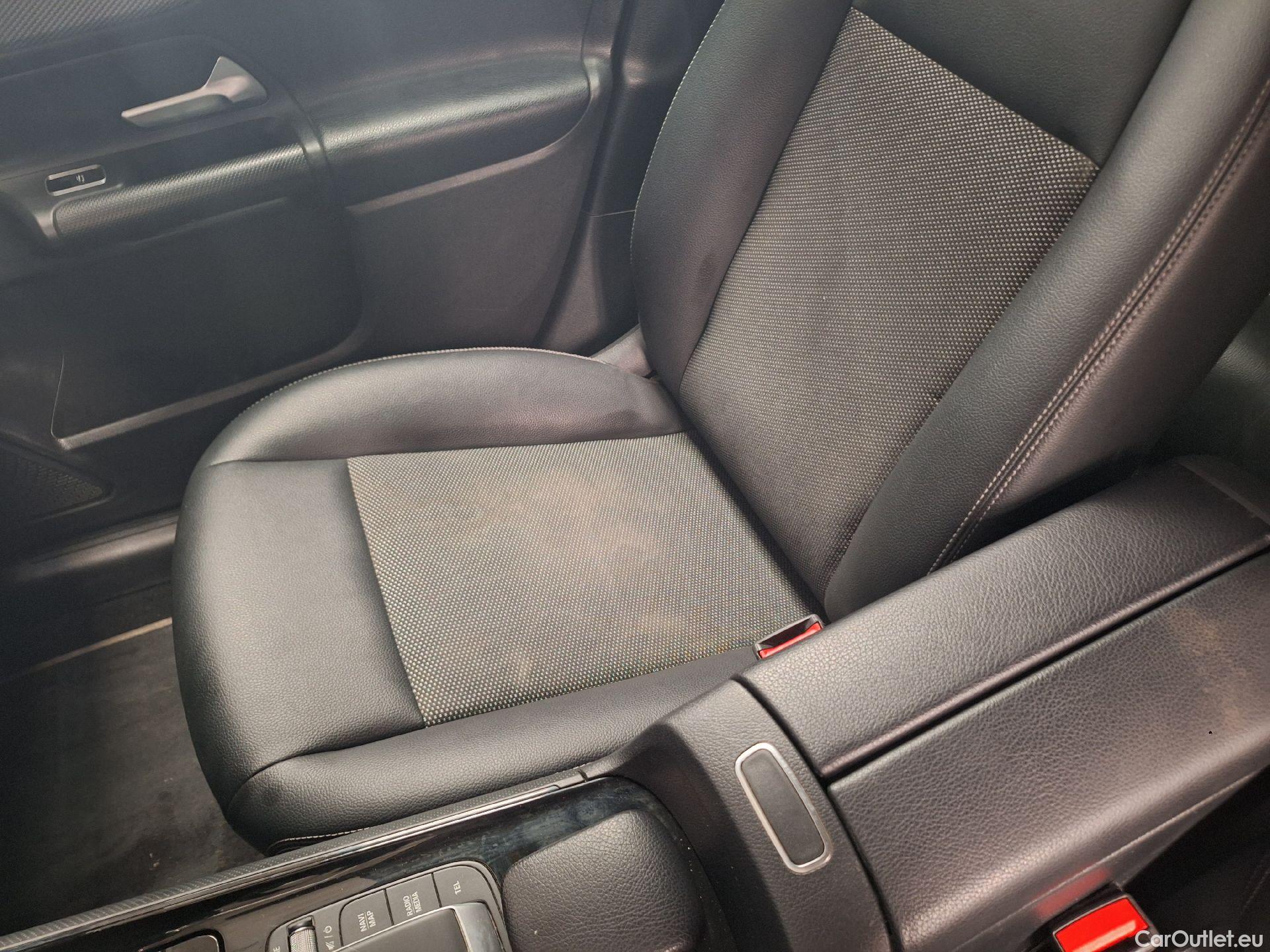  Mercedes  GLB Mercedes,  '19, Mercedes-Benz   200 Business Solution 5d #4