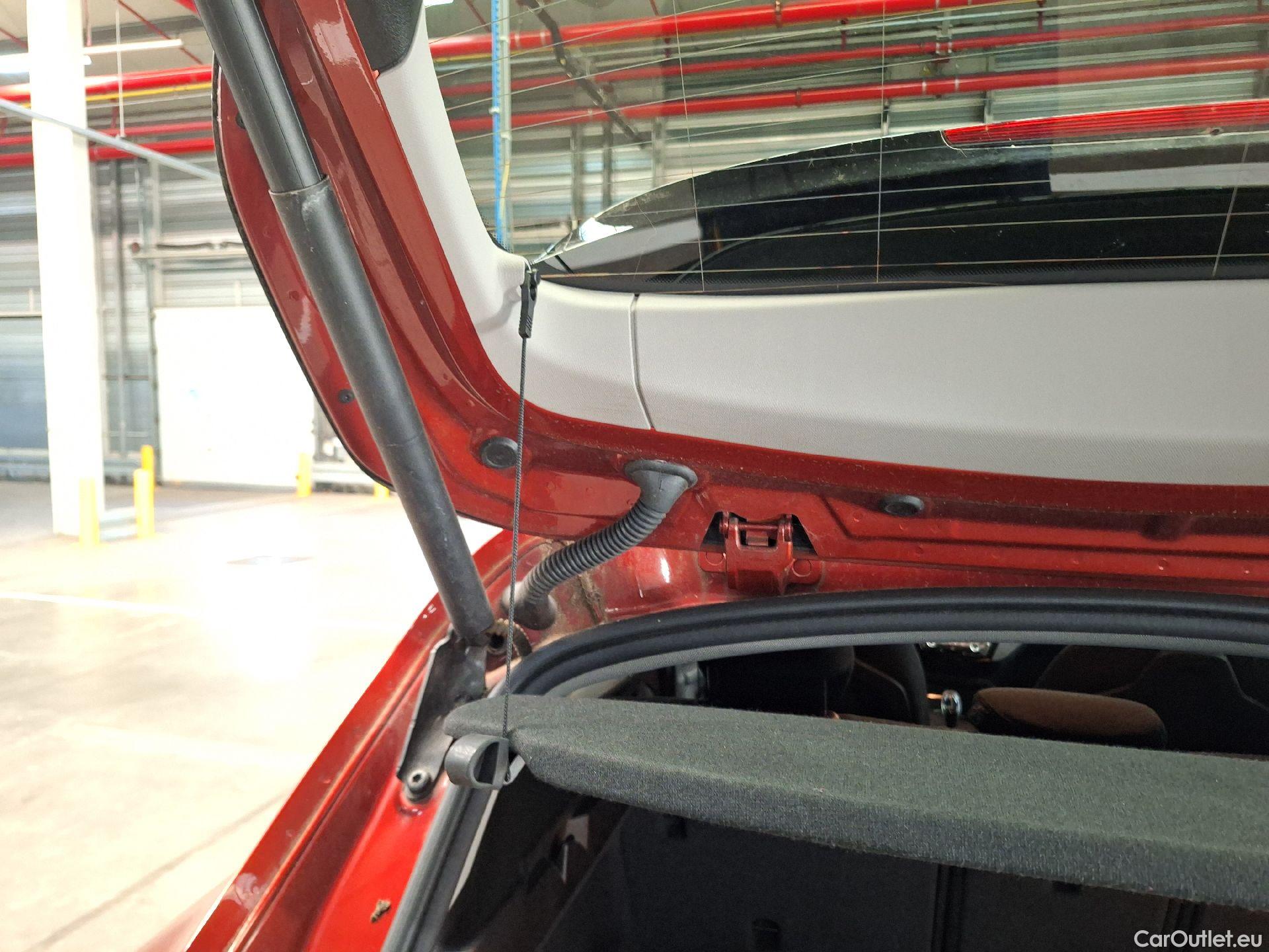  Bmw  X2 BMW,  '17, BMW  sDrive18dA 100kW Aut. 5d #5