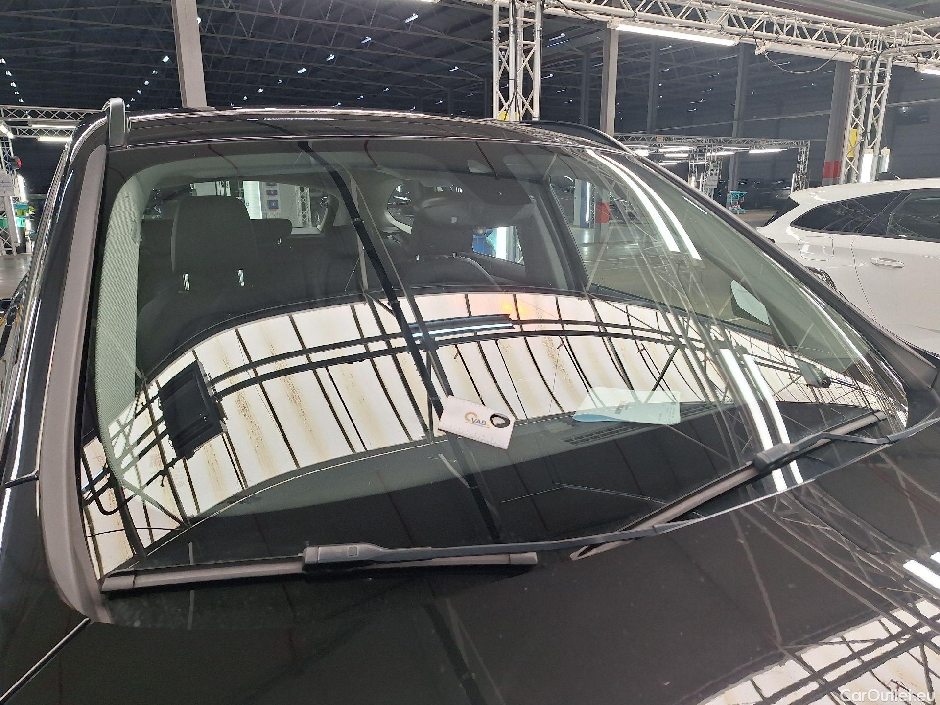  Bmw  X1 BMW,  FL'19, BMW  sDrive18dA (100 kW) 5d #3