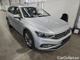  Volkswagen  Passat 2.0 TDI SCR DSG Elegance Variant #2