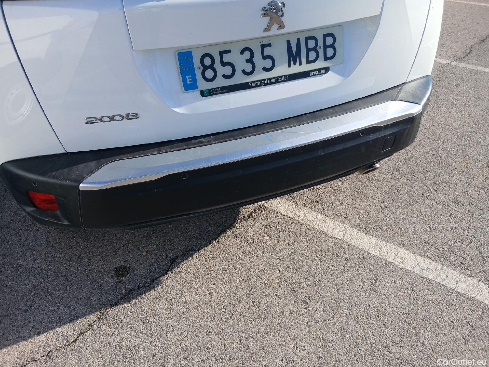  Peugeot  2008 PEUGEOT  / 2019 / 5P / todoterreno Active BlueHDI 81kW (110CV) #28