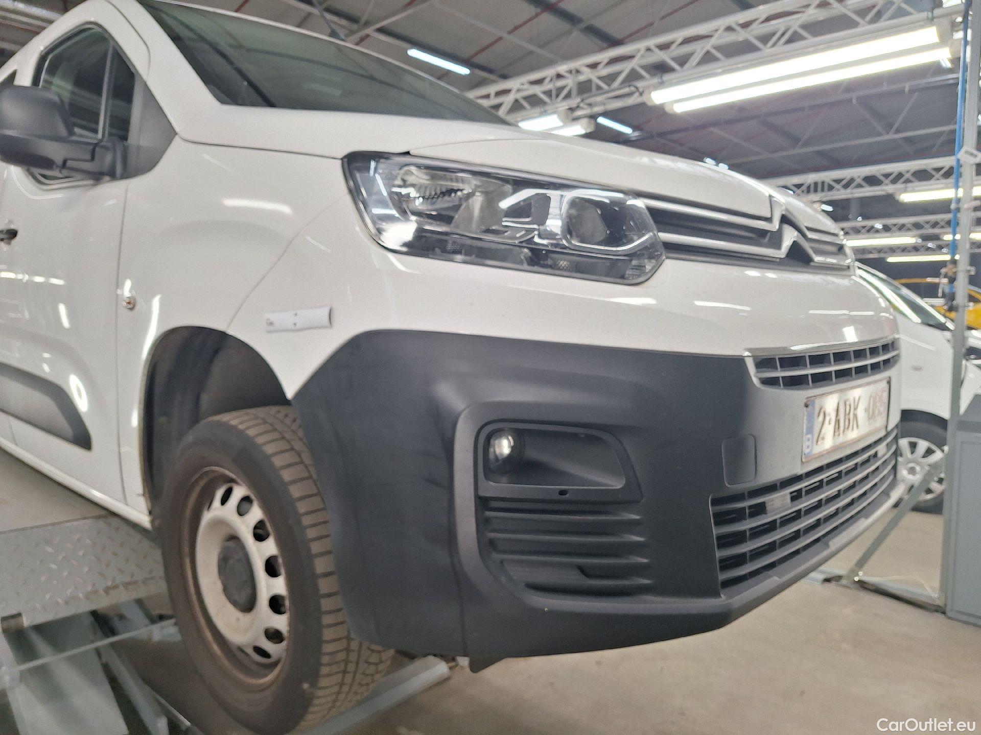  Citroen  Berlingo Citroën, _ '18, Citroën  XL Heavy 1.2 PT 110 S&S MAN6 Club #40